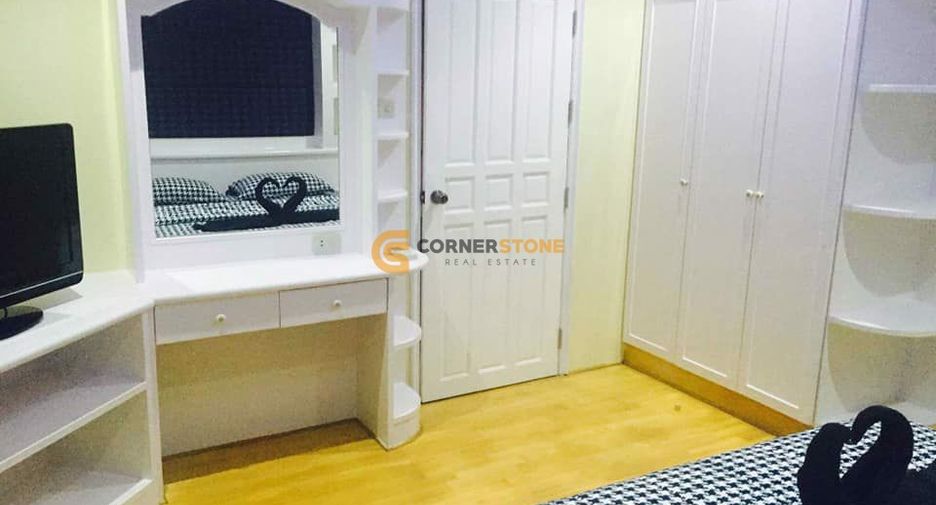 Casa en alquiler y en venta de 4 habitaciones en East Pattaya, Pattaya