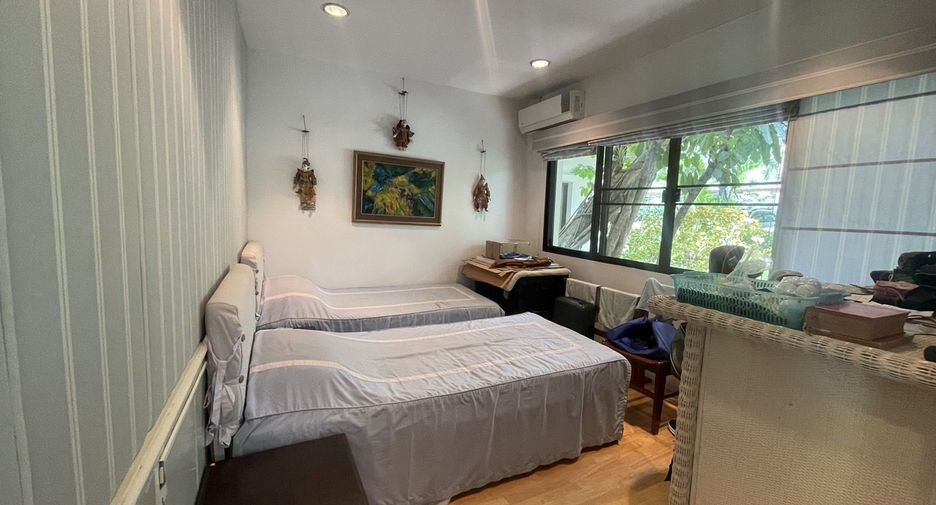 For sale 2 bed condo in Cha Am, Phetchaburi