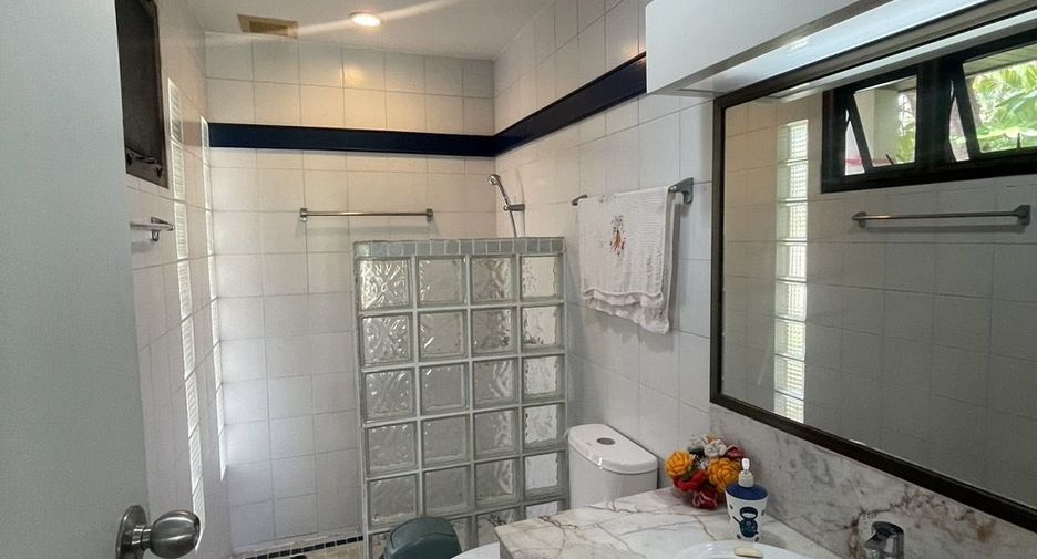 For sale 2 bed condo in Cha Am, Phetchaburi