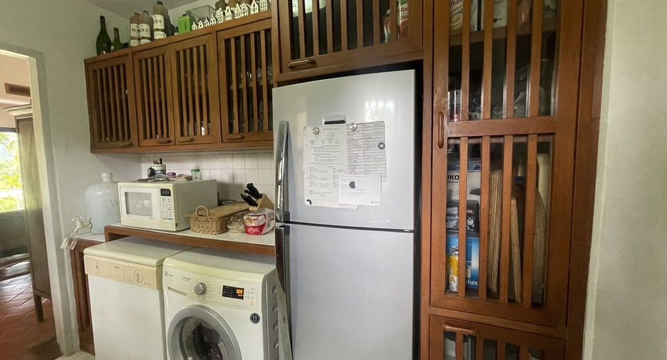 For sale 2 bed condo in Cha Am, Phetchaburi