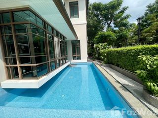 For rent 4 bed villa in Watthana, Bangkok