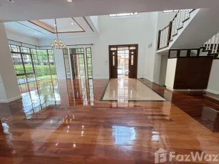 For rent 4 bed villa in Watthana, Bangkok