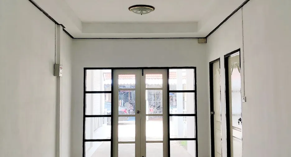 For sale 2 bed townhouse in Si Maha Phot, Prachin Buri