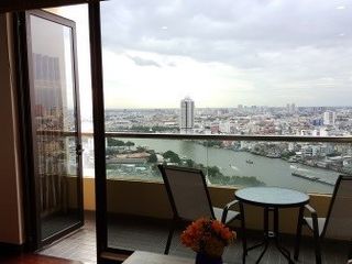 Condo en alquiler de 2 habitaciones en Khlong San, Bangkok