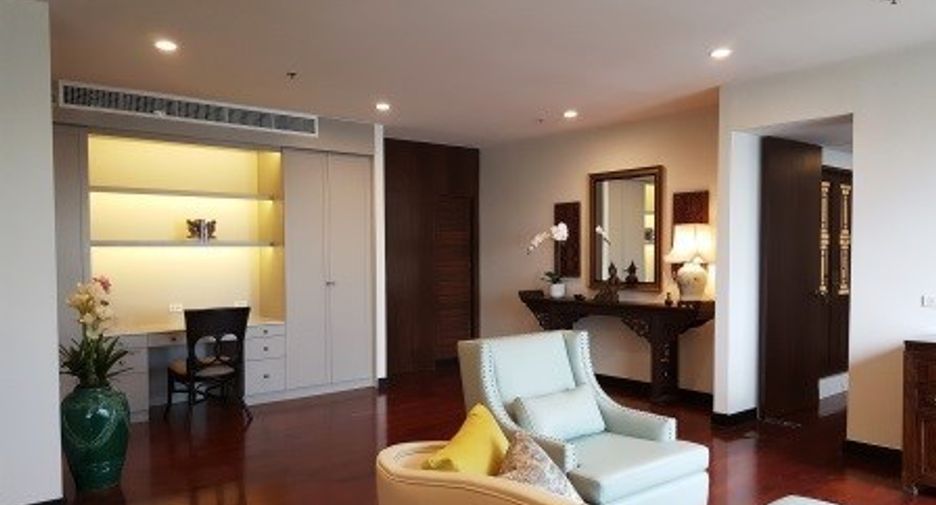 Condo en alquiler de 2 habitaciones en Khlong San, Bangkok