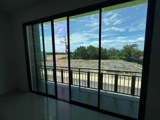 For sale warehouse in Mueang Samut Sakhon, Samut Sakhon