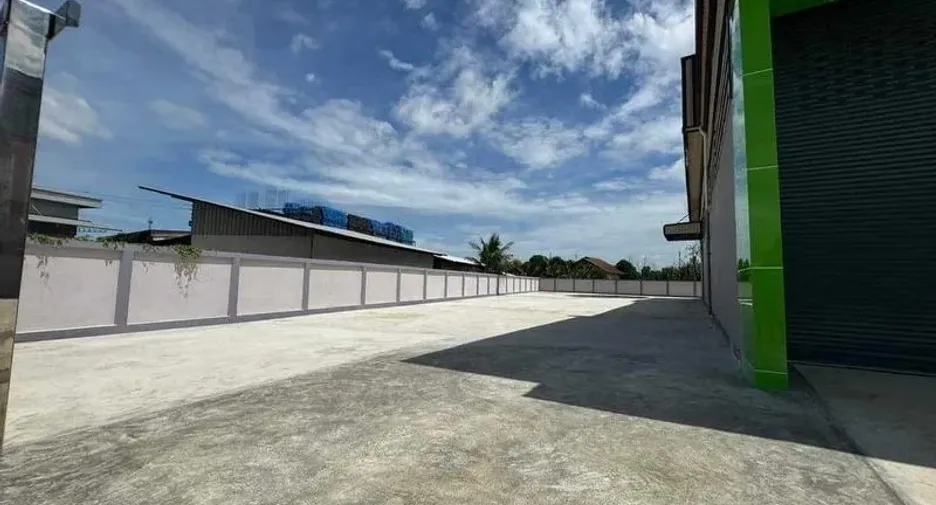 Продажа склад в Mueang Samut Sakhon, Самутсакхон