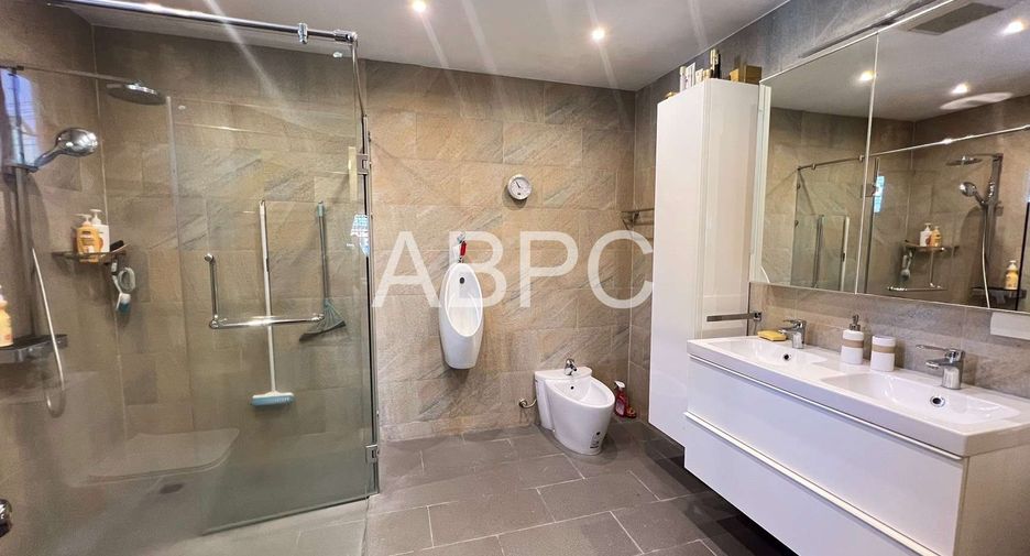 For sale 5 ベッドルーム house in East Pattaya, Pattaya