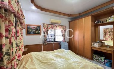 For sale 5 bed house in Bang Lamung, Chonburi