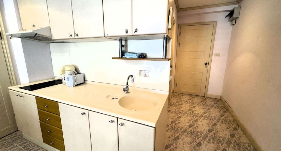 À louer et à vendre 1 chambre condo à Bang Lamung, Chonburi