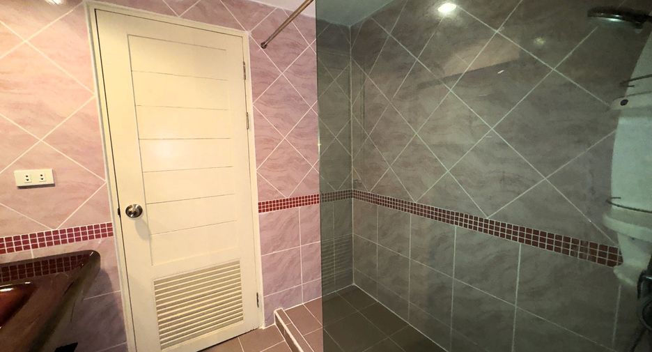 Аренда и продажа 1 кровать кондо в Банг Ламунг, Чонбури