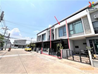 For sale 3 bed townhouse in Rat Burana, Bangkok