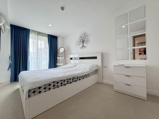For sale 1 bed apartment in Pratumnak, Pattaya