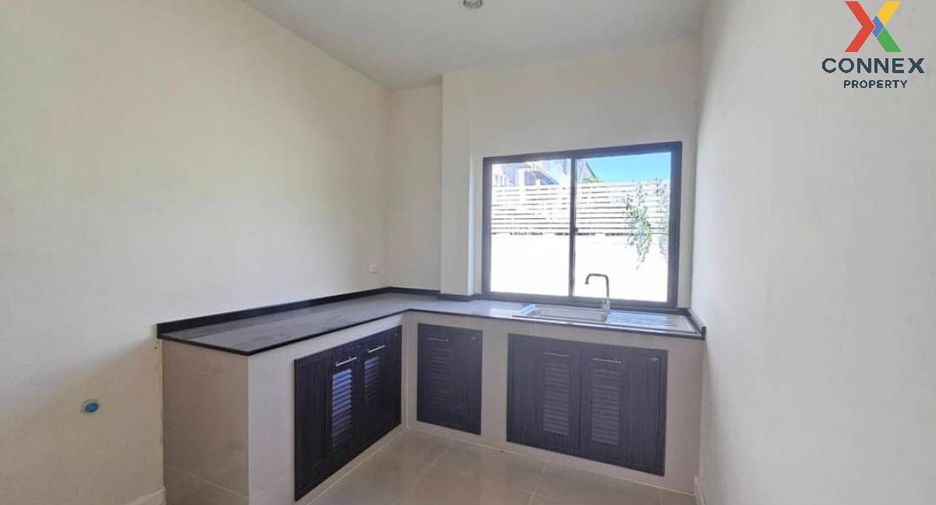 For rent 3 bed house in Lam Luk Ka, Pathum Thani