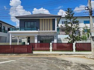 出租 3 卧室 独立屋 在 Lam Luk Ka, Pathum Thani