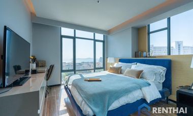 For sale 2 bed condo in Pratumnak, Pattaya