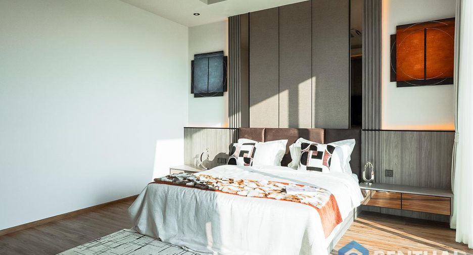 For sale 5 bedrooms villa in East Pattaya, Pattaya