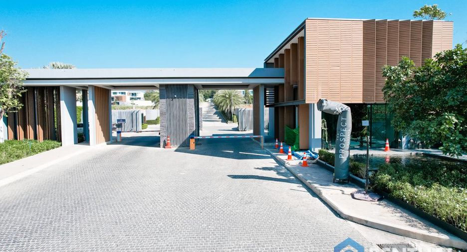 For sale 3 bedrooms house in East Pattaya, Pattaya