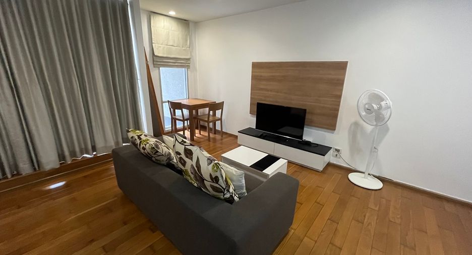 For sale 1 bed condo in Pathum Wan, Bangkok