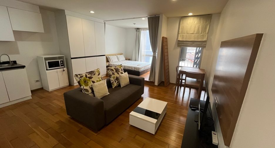 For sale 1 bed condo in Pathum Wan, Bangkok