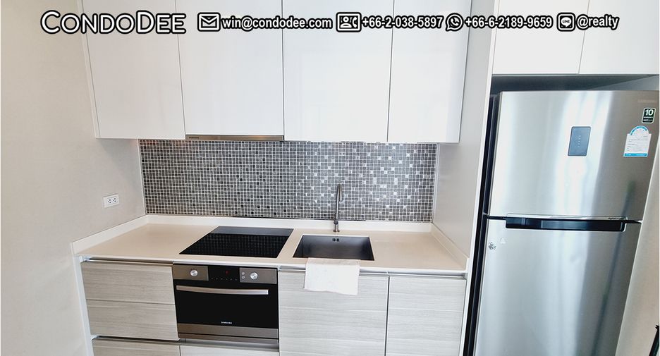 For sale 2 bedrooms condo in Watthana, Bangkok