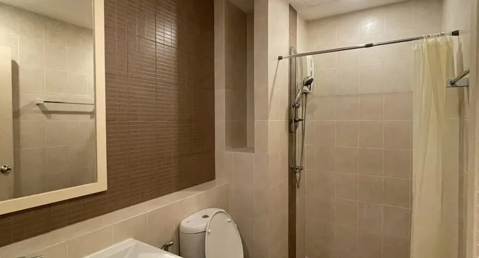 For rent 1 bed condo in Rat Burana, Bangkok