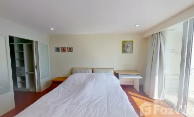 For sale 2 Beds condo in Watthana, Bangkok