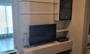 For sale 2 bed condo in Phaya Thai, Bangkok