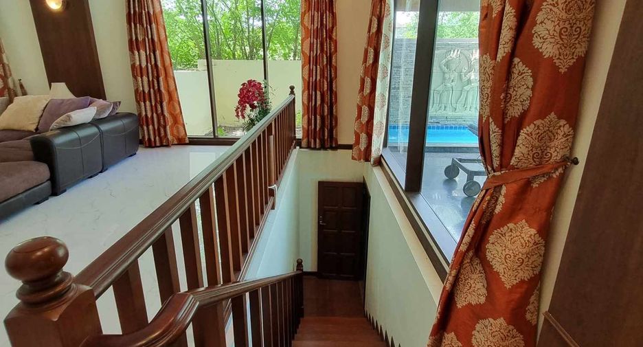 For sale 5 bed villa in Cha Am, Phetchaburi