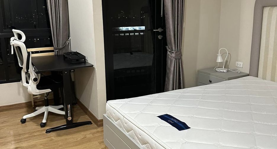 For sale 1 bed condo in Phaya Thai, Bangkok