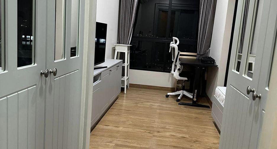 For sale 1 bed condo in Phaya Thai, Bangkok