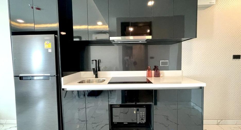 For sale 2 bedrooms condo in South Pattaya, Pattaya