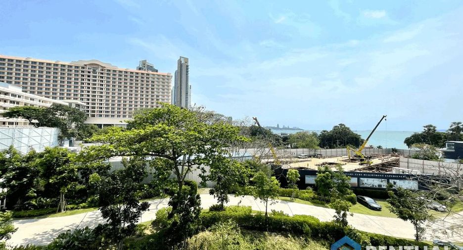 For sale 1 bed condo in Bang Lamung, Chonburi