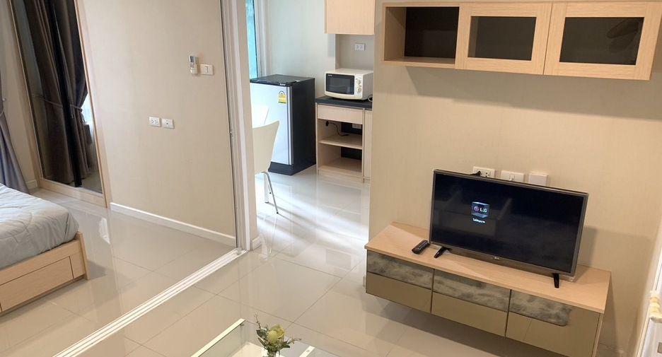 For sale 1 Beds condo in Don Mueang, Bangkok
