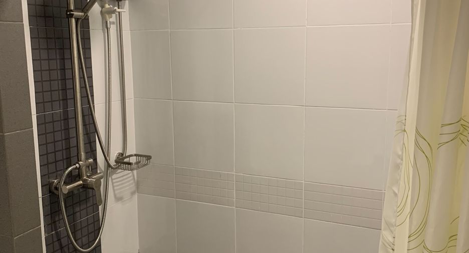 For sale 1 Beds condo in Don Mueang, Bangkok