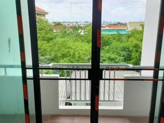 For sale 2 Beds condo in Lat Phrao, Bangkok