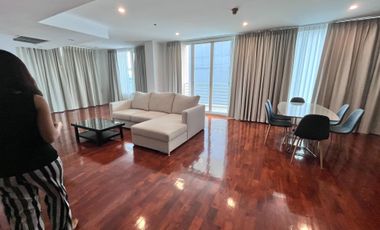 For rent 3 Beds condo in Khlong Toei, Bangkok