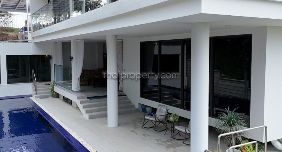 For sale 4 bedrooms house in Bang Lamung, Chonburi