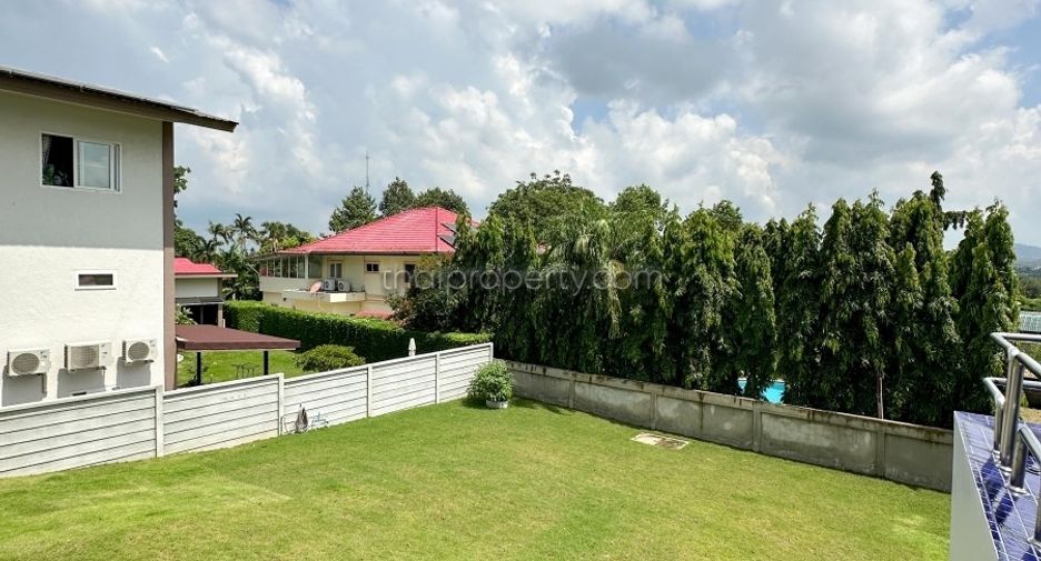 For sale 4 bedrooms house in Bang Lamung, Chonburi