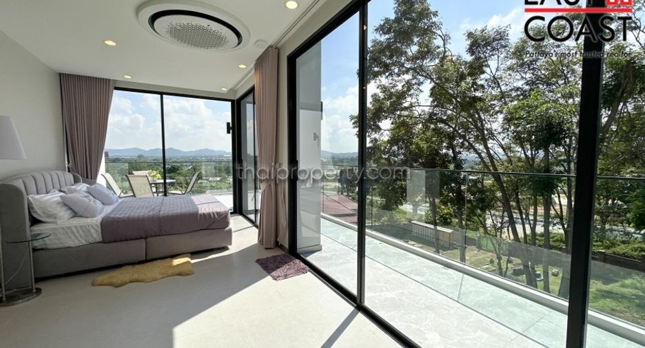 For sale 4 bedrooms house in Bang Lamung, Chonburi