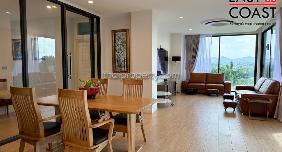 For sale 4 bedrooms house in Bang Lamung, Chonburi