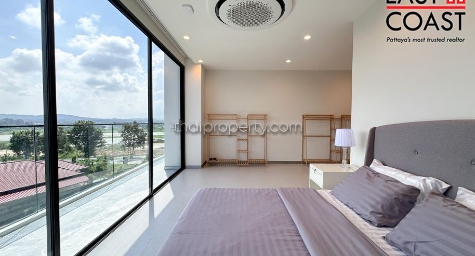 For sale 4 bedrooms house in Bang Lamung, Chonburi