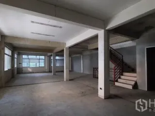 For rent retail Space in Watthana, Bangkok