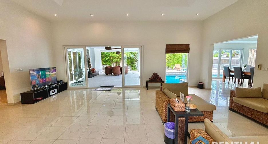 Haus zum Kauf mit 4 Zimmer in Bang Lamung, Chonburi