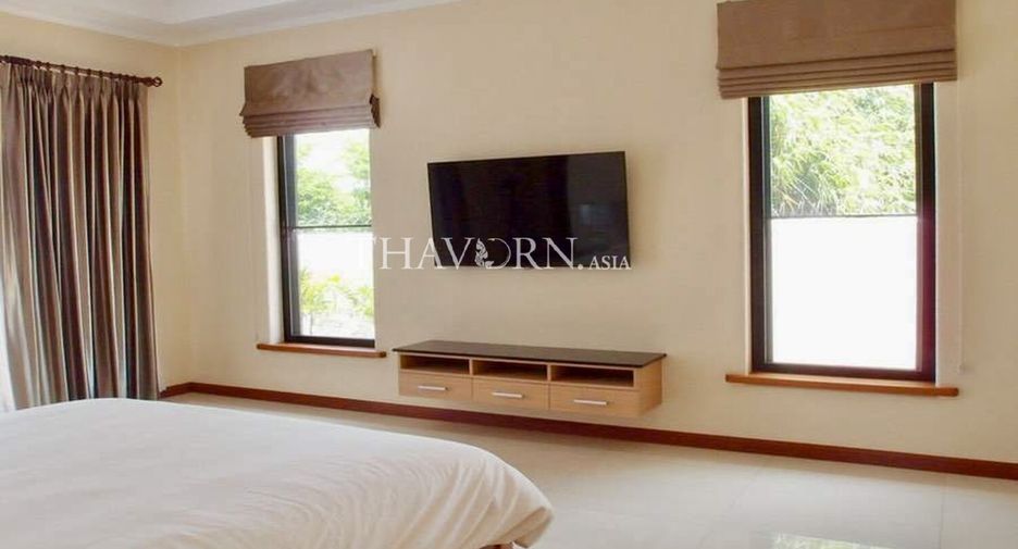 Haus zum Kauf mit 4 Zimmer in Bang Lamung, Chonburi