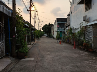 For sale 3 bed townhouse in Lat Phrao, Bangkok