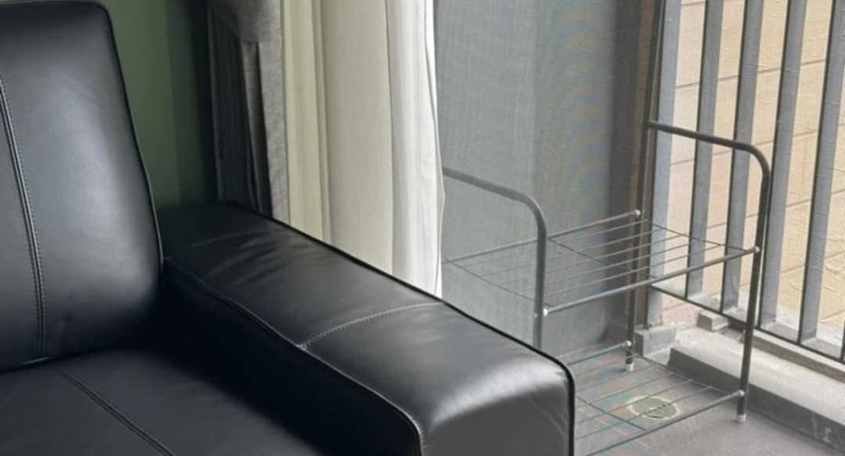 For sale 2 bed condo in Phaya Thai, Bangkok