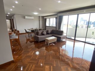 For rent 3 bed apartment in Watthana, Bangkok