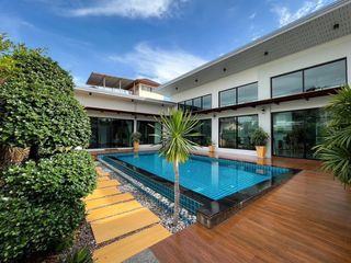 For sale 3 bed villa in Bang Lamung, Chonburi