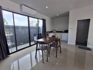 For rent 3 bed townhouse in Cha Am, Phetchaburi